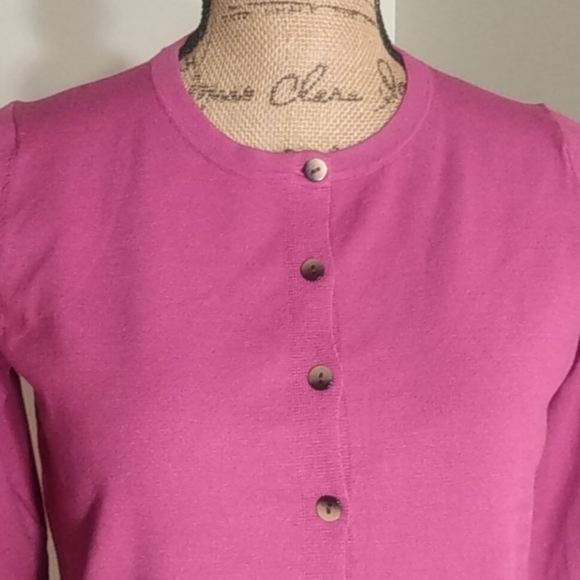 KIRKLAND Signature Cardigan Sweater - Picture 4 of 9